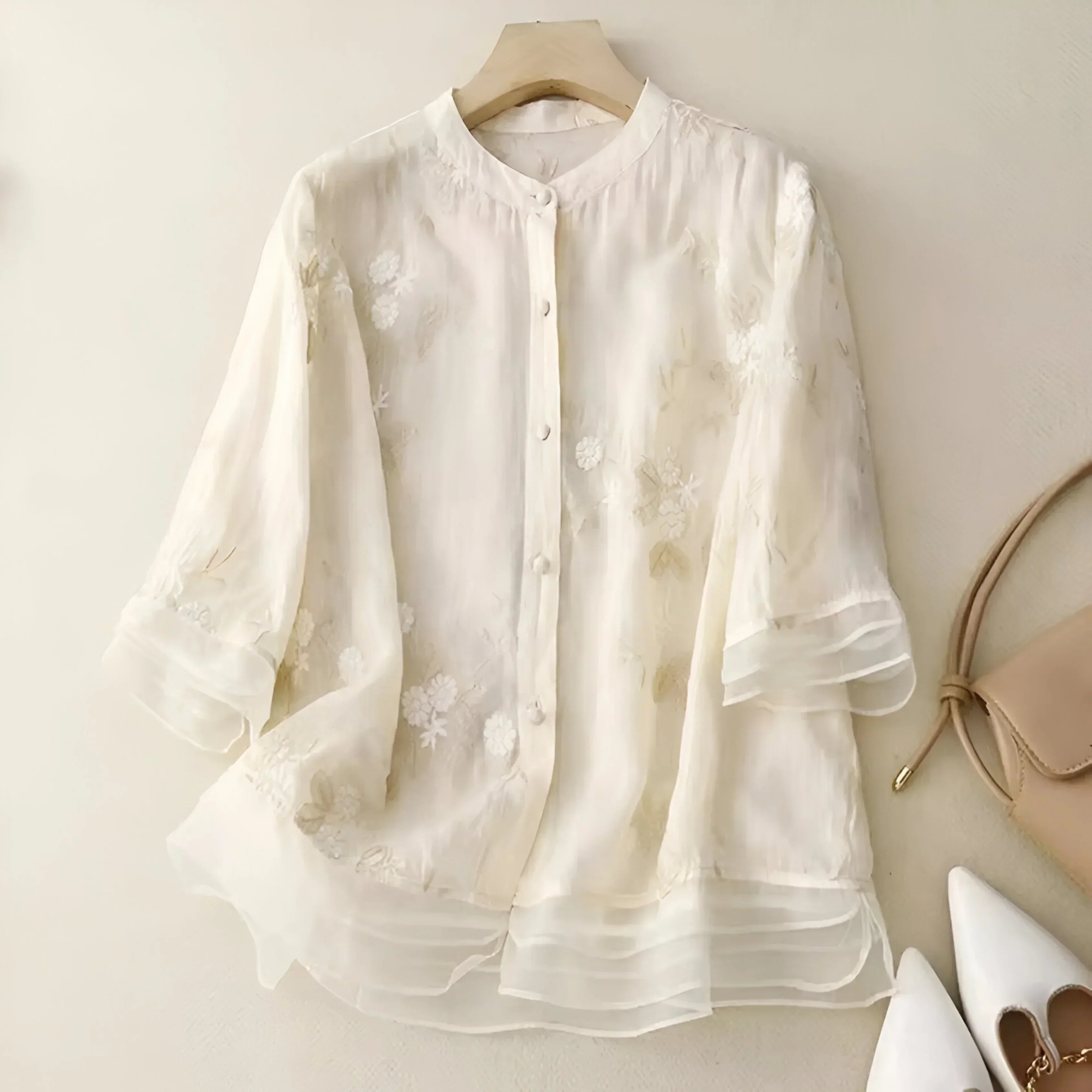 Emlily™ | Cotton Top With Embroidered Flowers