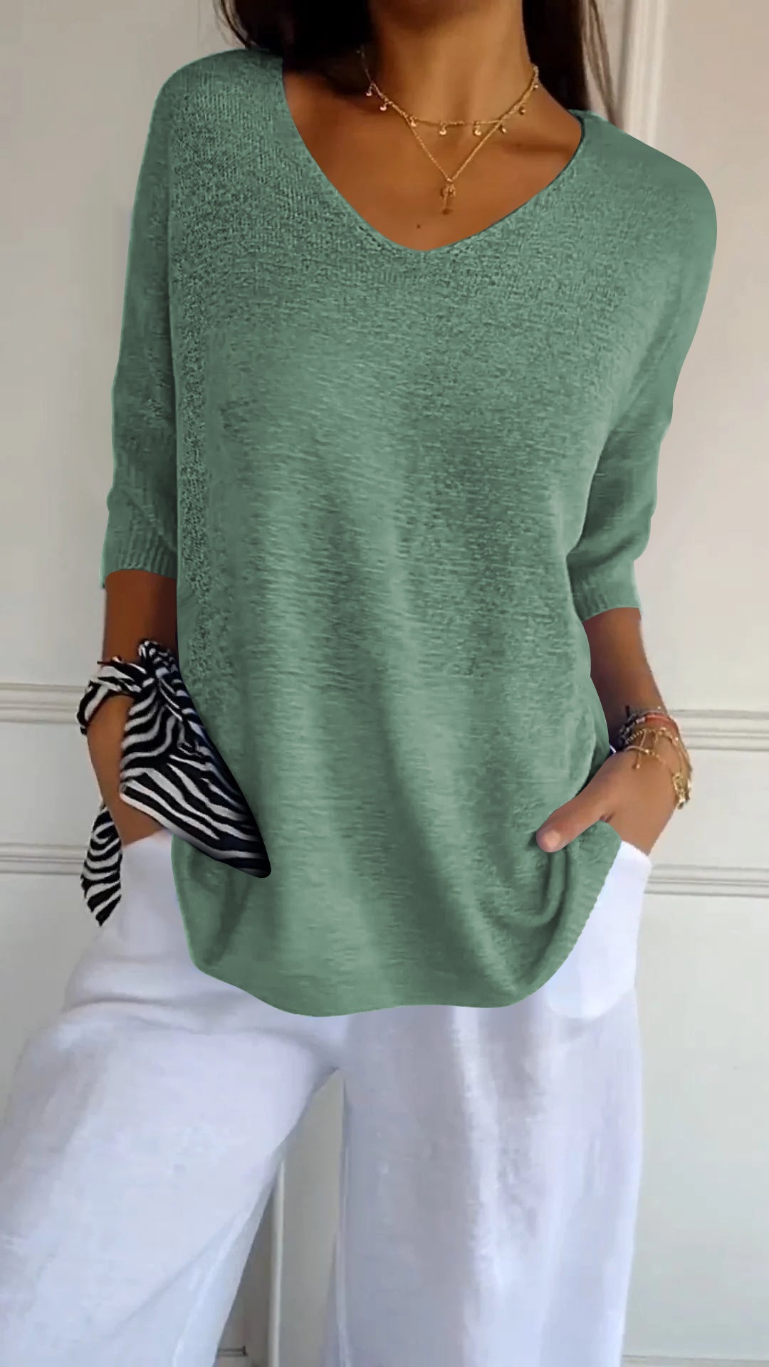 Rachel™ | Timeless V-Neck Top
