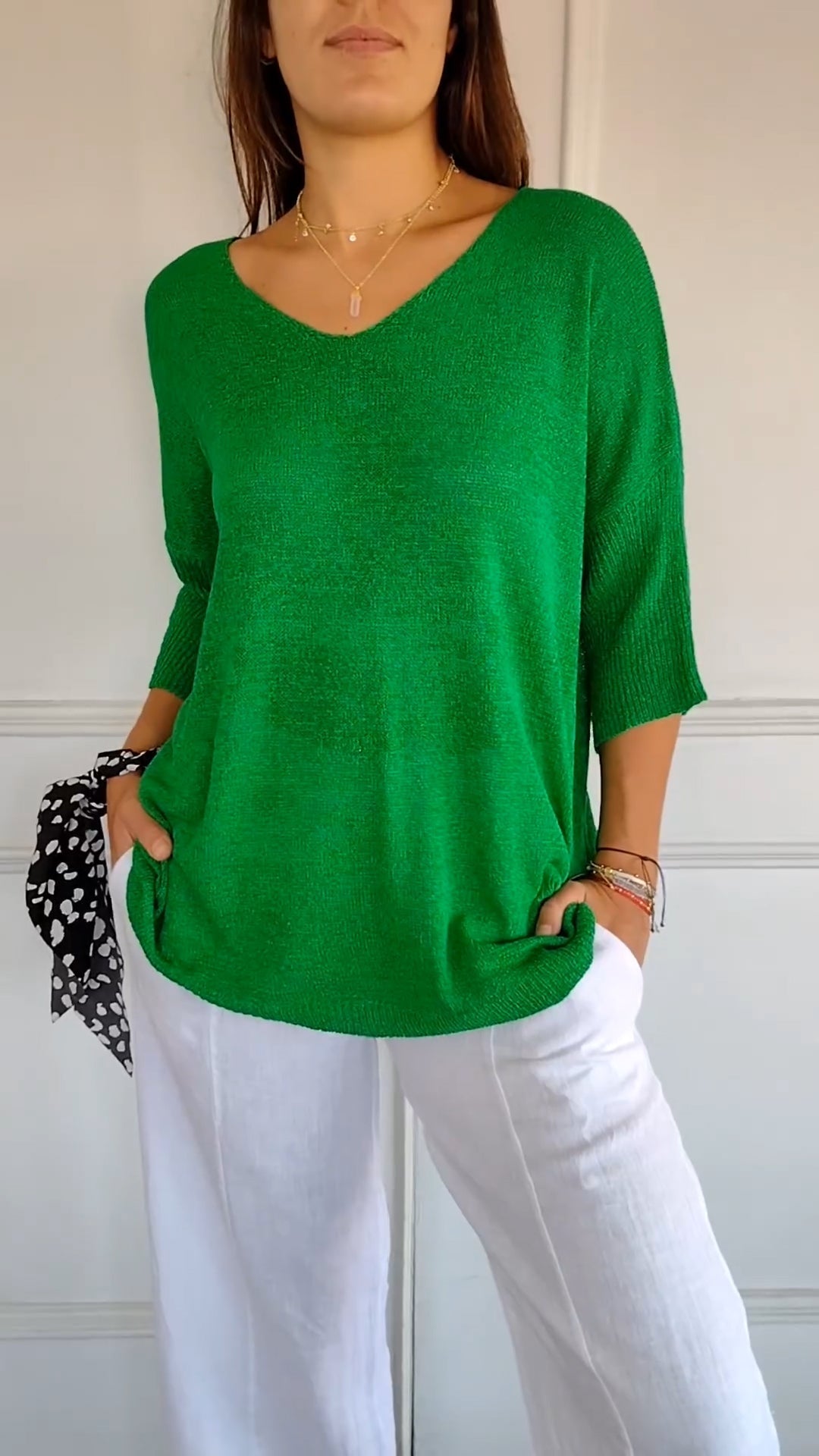 Rachel™ | Timeless V-Neck Top