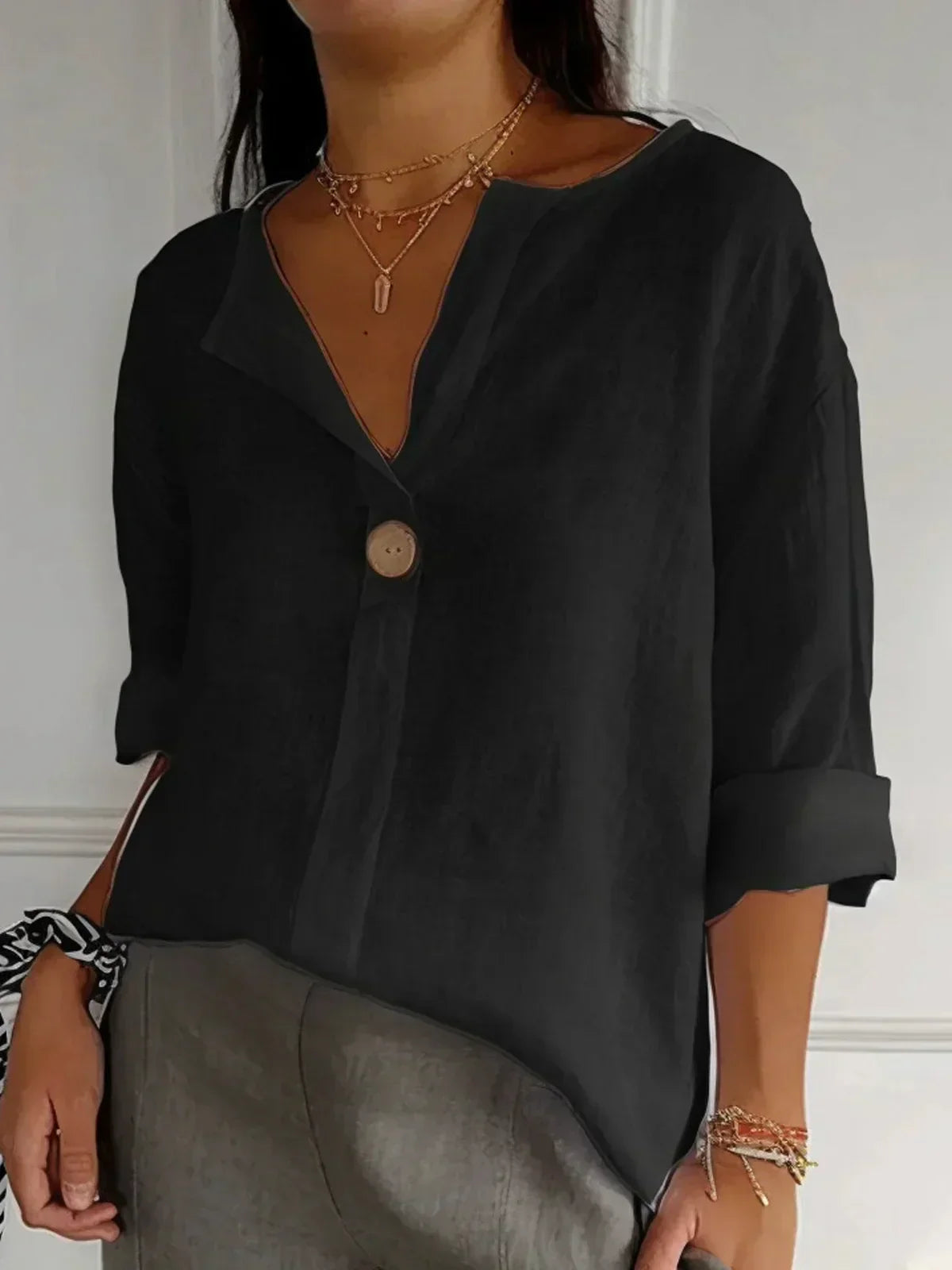 Leila™ | Chic Comfort Blouse