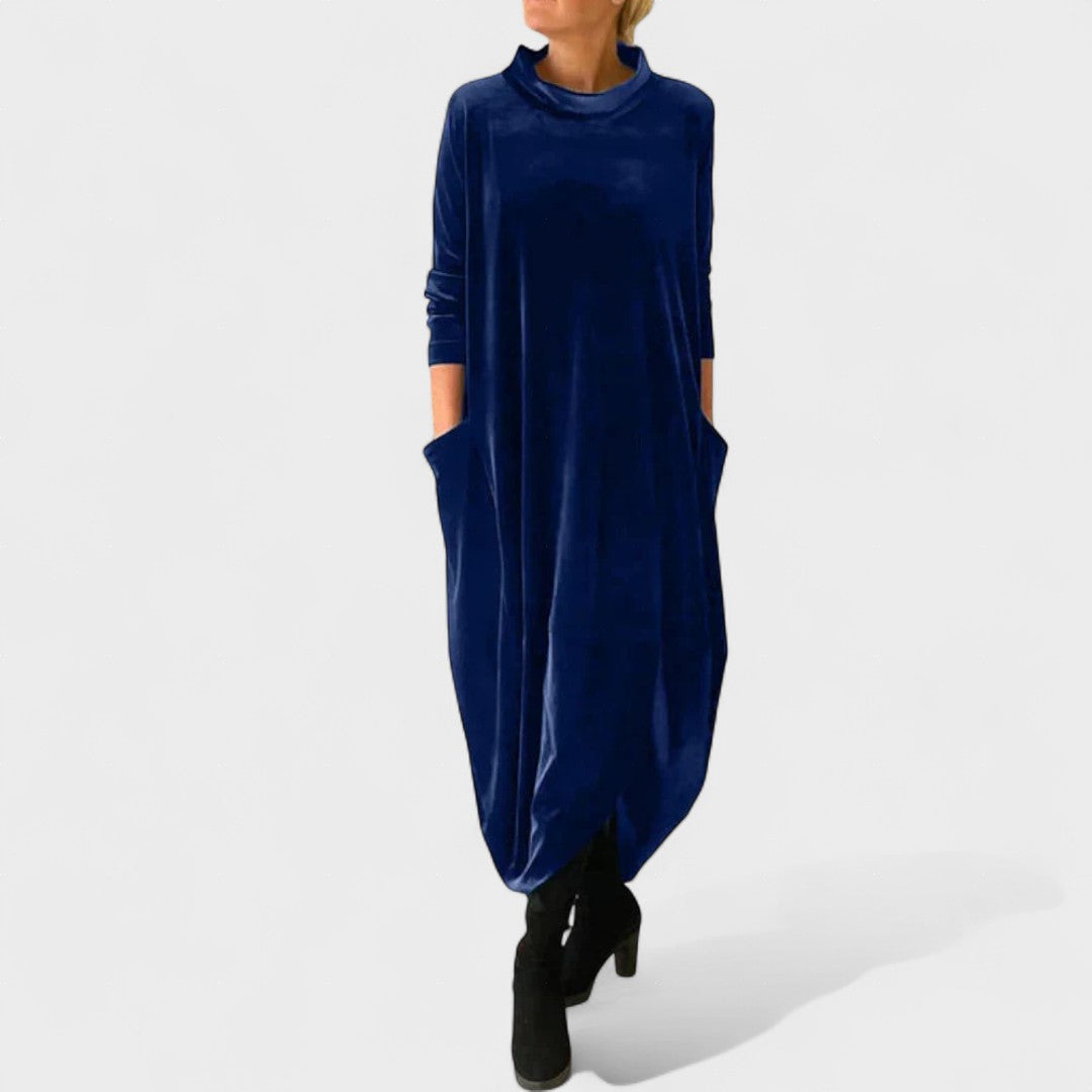 Saskia | Elegant Velvet Dress with Pockets