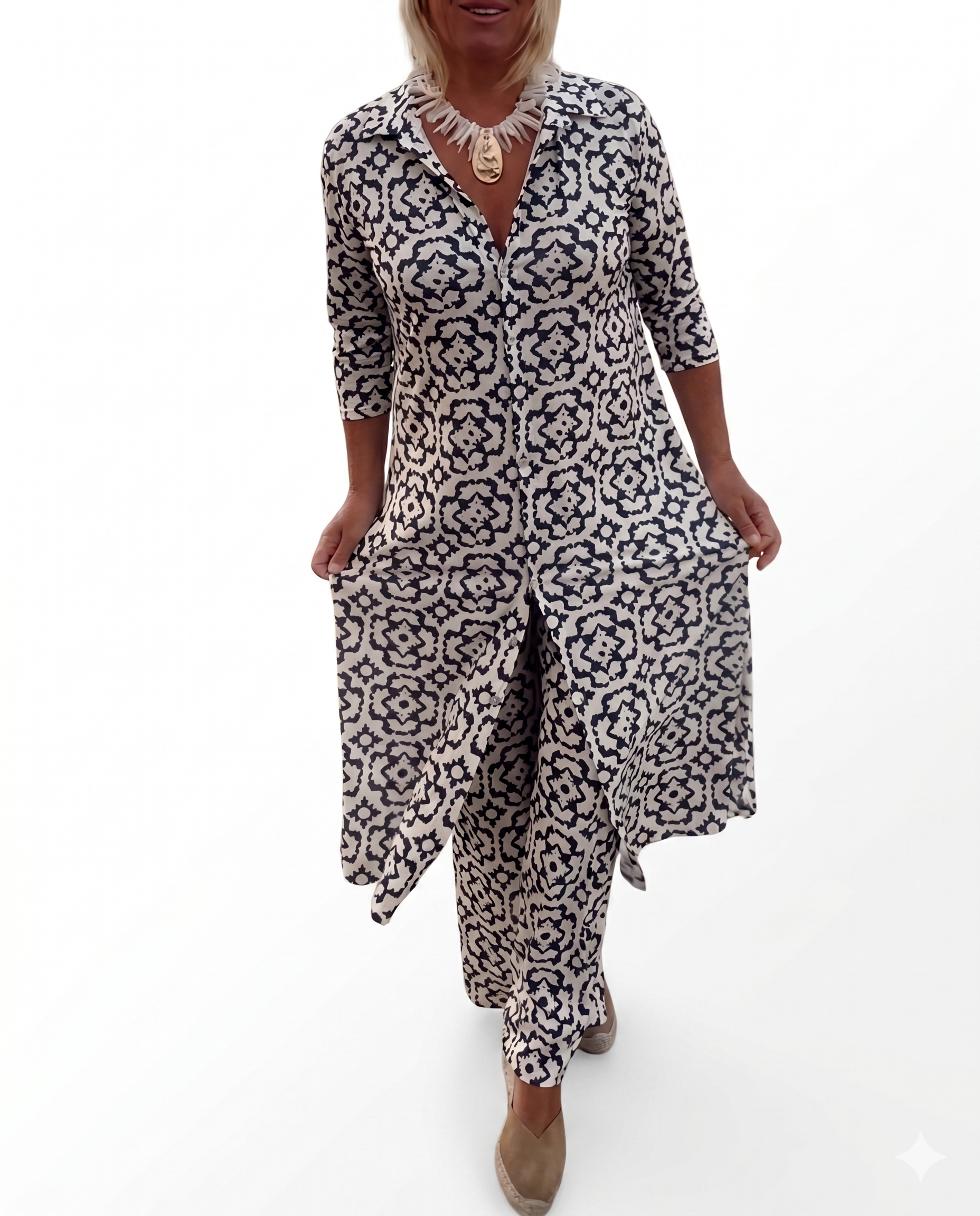 Laura | Button-Front Printed Set