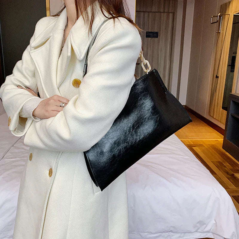 Ilse™ | Soft Shoulder Bag