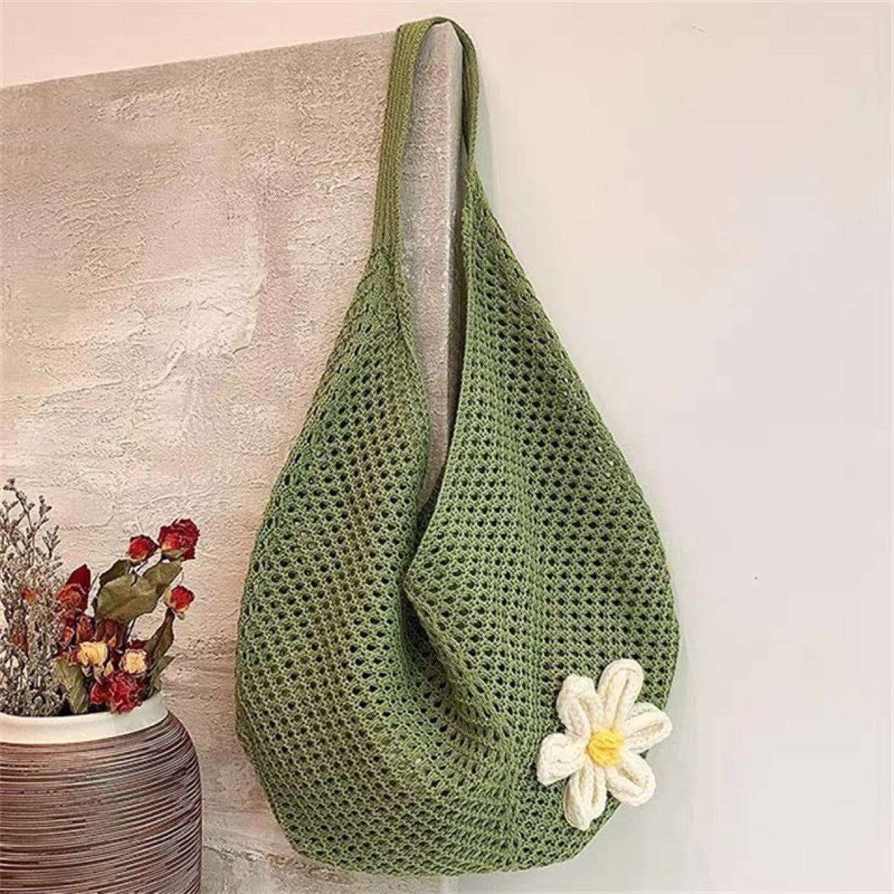 Daisy | Crochet Hobo Bag
