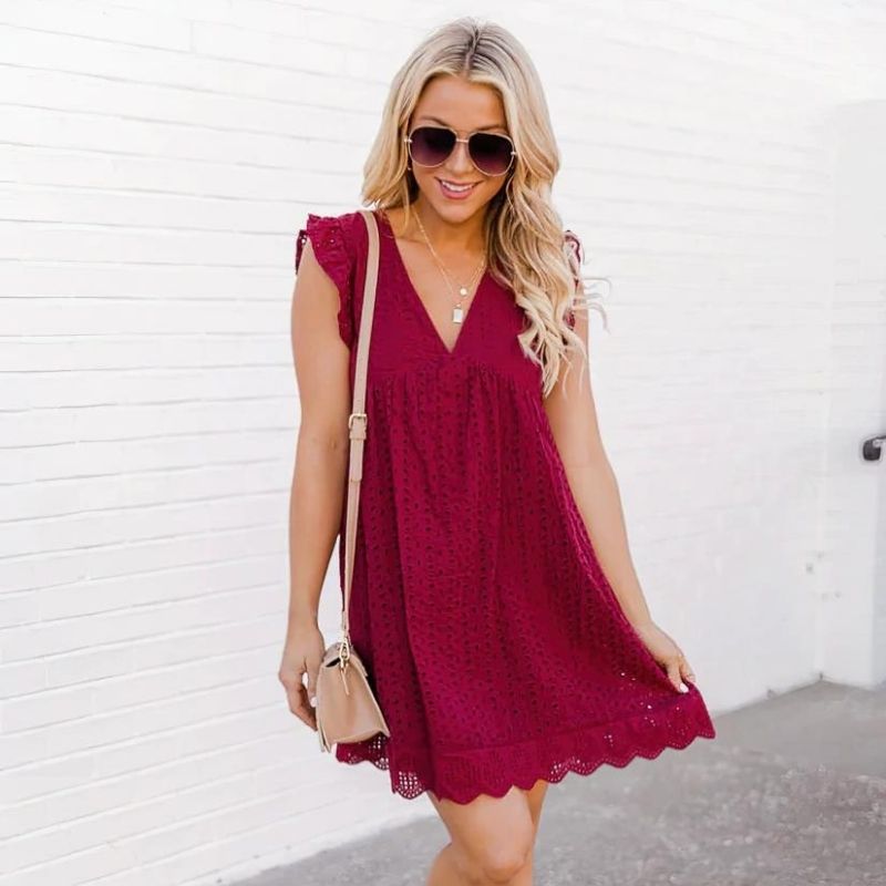 AMALIA - A DRESS THAT COMBINES STYLE AND FUNCTIONALITY