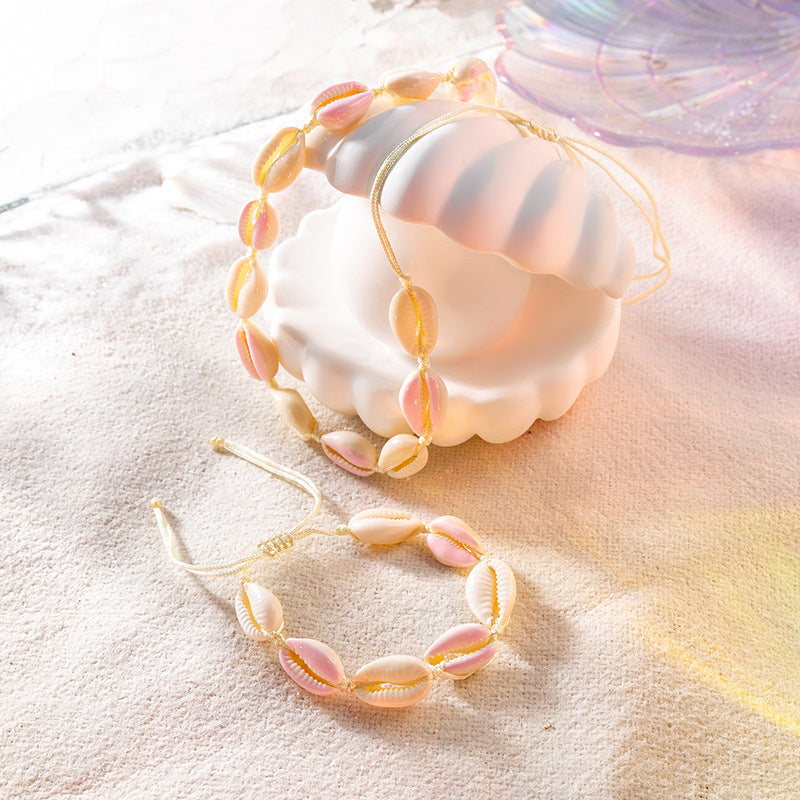 Isla | Cowrie Shell & Flower Bracelet