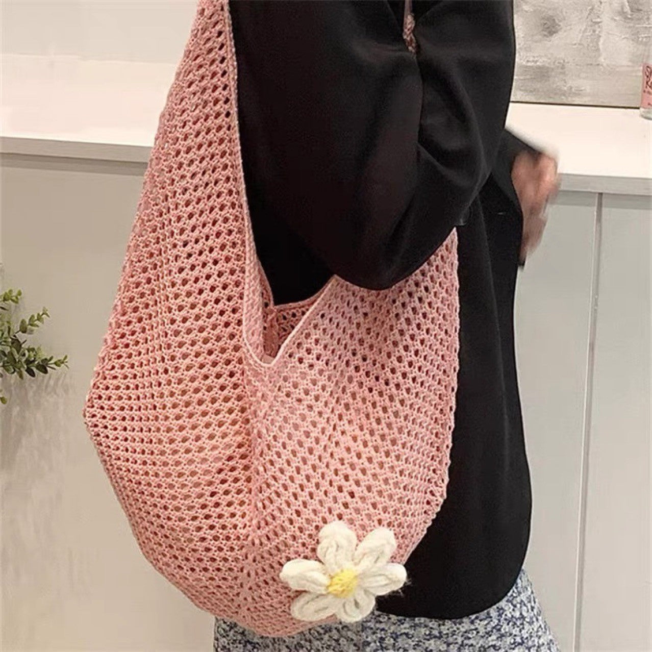 Daisy | Crochet Hobo Bag